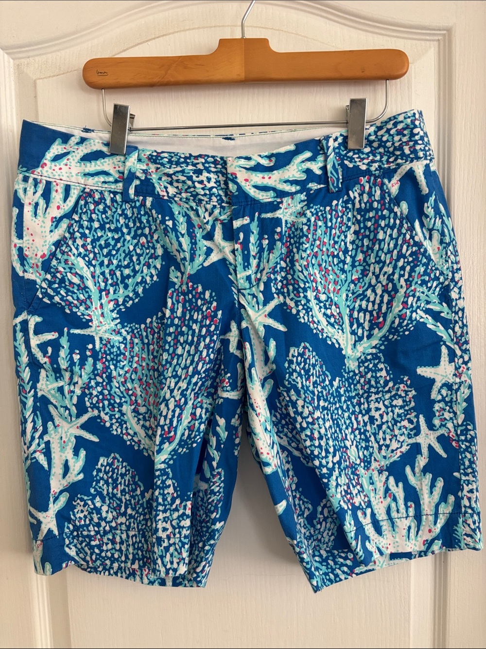 Women’s Blue Coral-Print Chipper Casual Shorts Sz 10